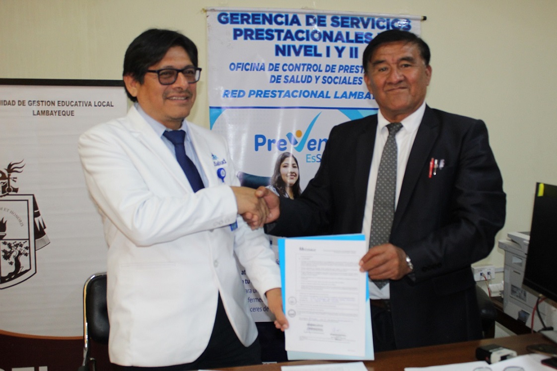 EsSalud y UGEL Lambayeque firman alianza estratégica para prevenir enfermedades
